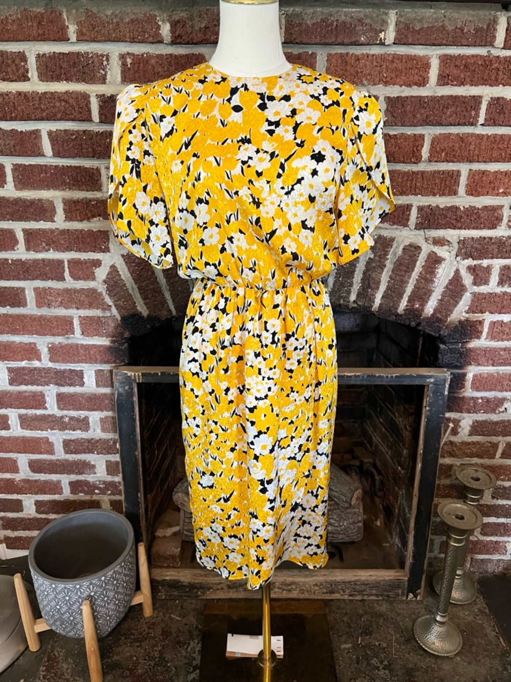 VINTAGE caron petite yellow floral print dress